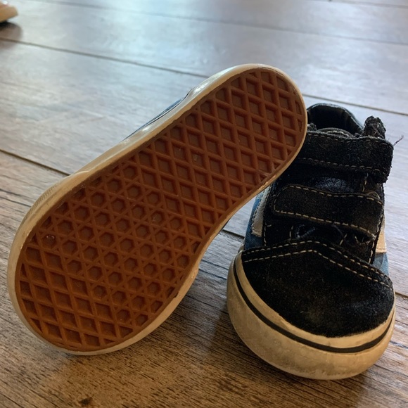 VANS Toddler size 4.5 - Picture 5 of 6